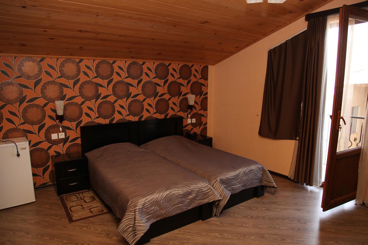 Hotel Obola Samtredia Eksteriør bilde
